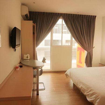 Hotel City Comfort Inn Puchong Extérieur photo